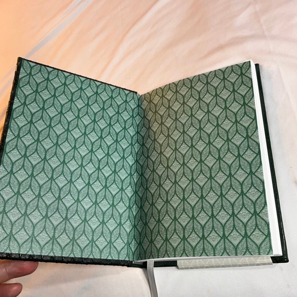 NWT The Nehemiah Code ~ It’s Never Too Late for a New Beginning ~ O.S. Hawkins - Picture 4 of 8